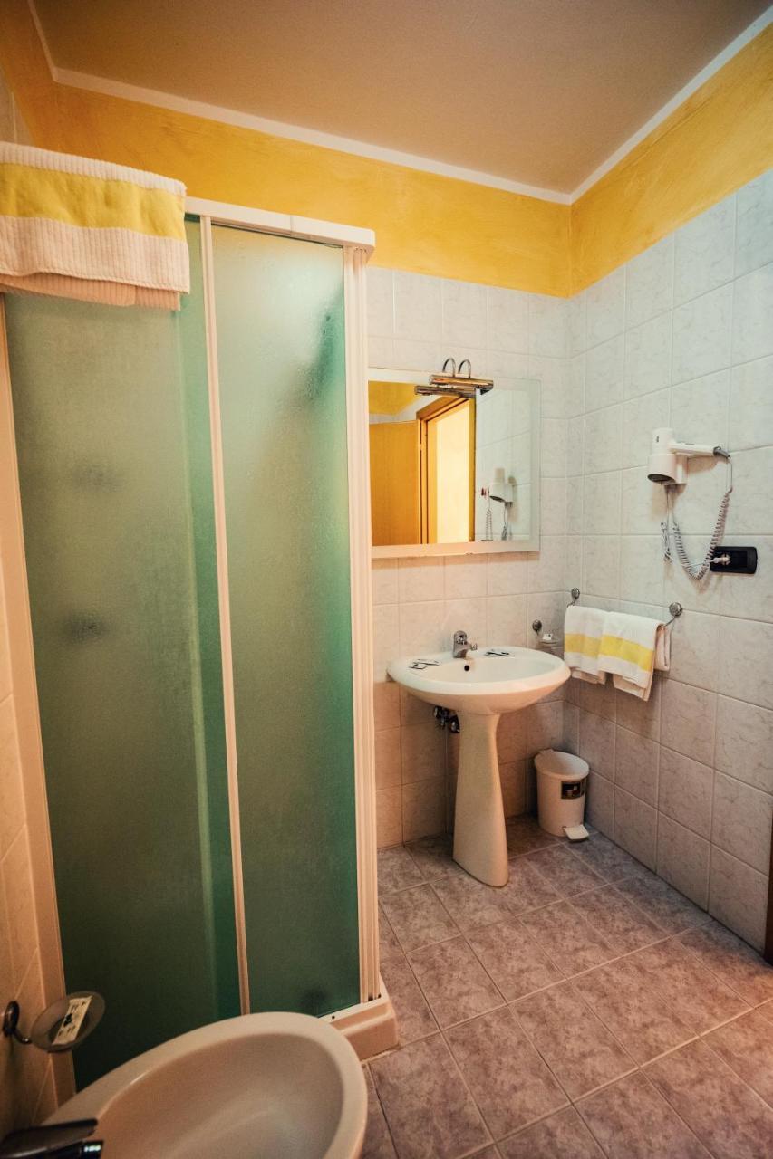 Hotel Venere Villaricca エクステリア 写真