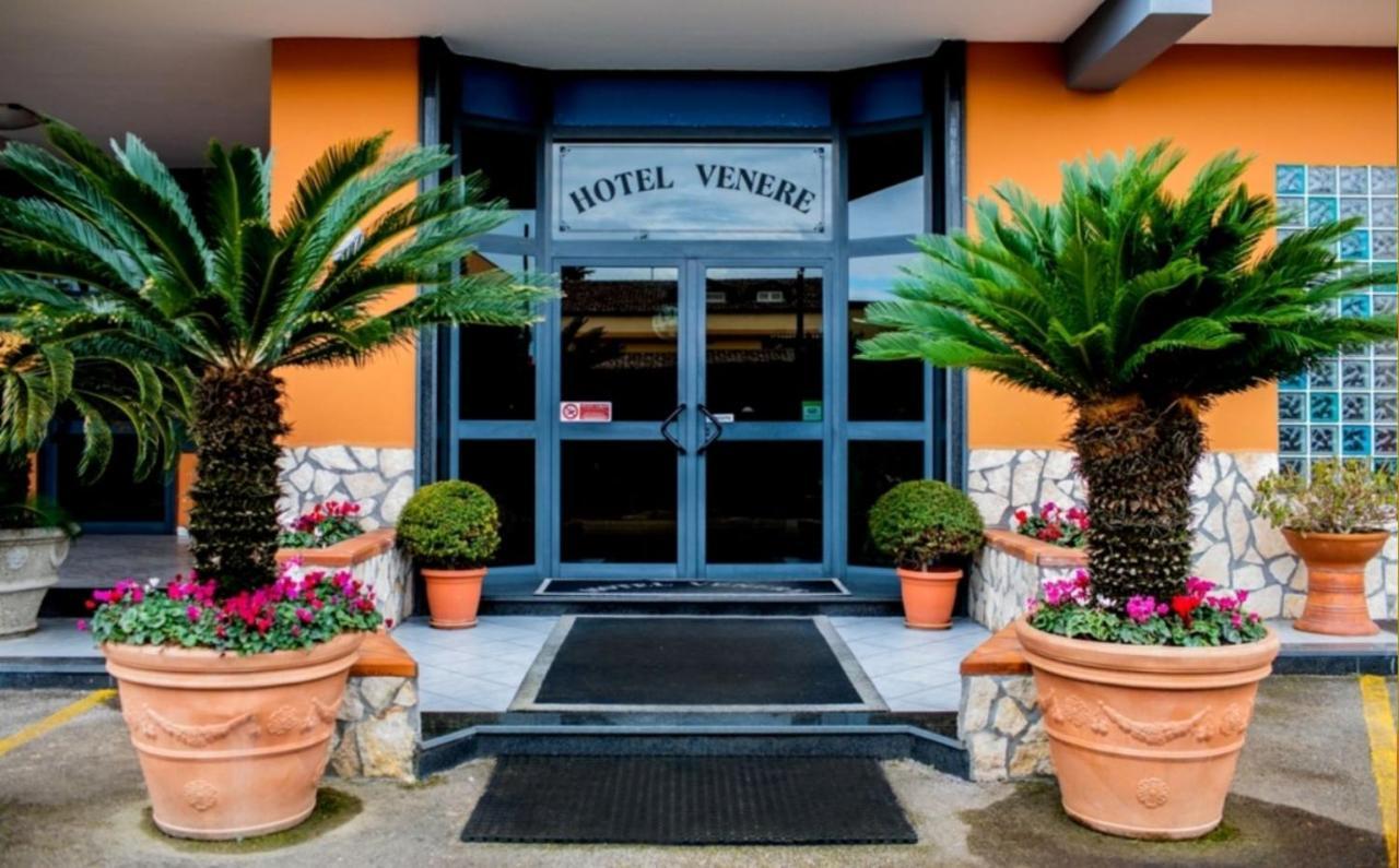 Hotel Venere Villaricca エクステリア 写真