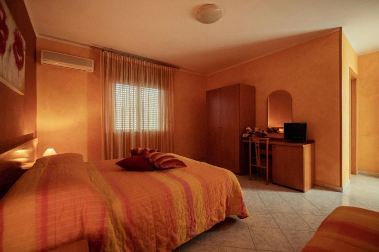 Hotel Venere Villaricca エクステリア 写真