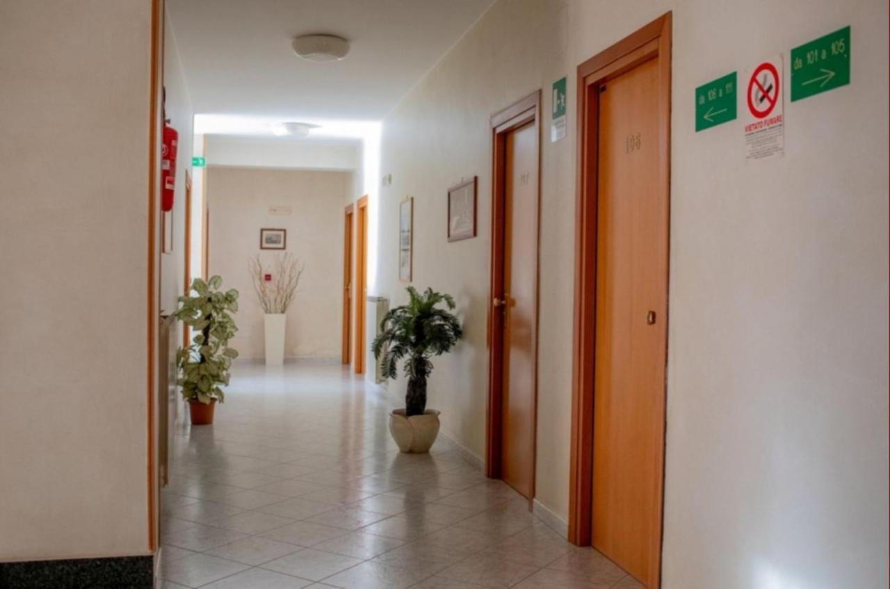 Hotel Venere Villaricca エクステリア 写真